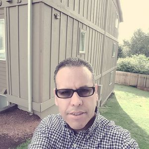 Meet your Posher, Everardo